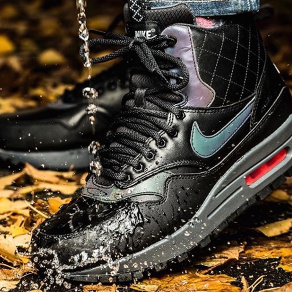 Nike Women’s Air Max 1 Mid Sneakerboot Sz 6 (Reflective) In Black Crimson Menta - Picture 2 of 15
